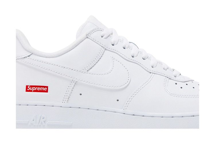 Nike Air Force 1 Low White Supreme