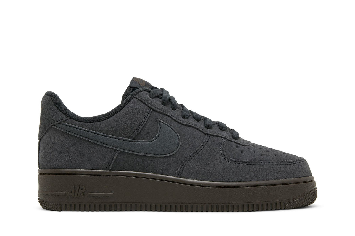 Nike Air Force 1 Low Winter Off Noir Dark Chocolate