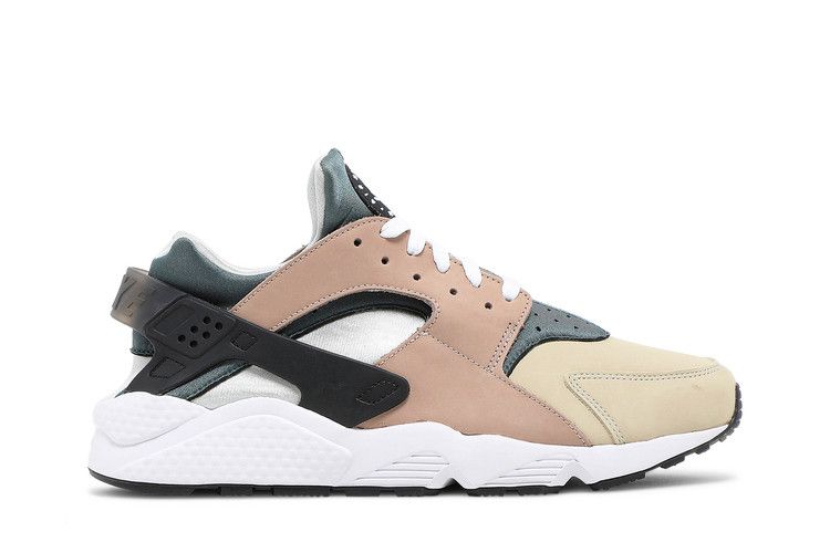 Nike Air Huarache Escape (2021)
