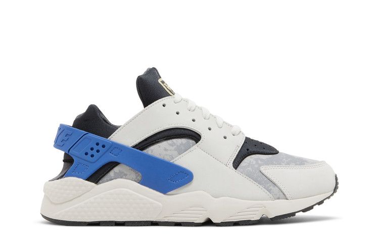 Nike Air Huarache Social FC