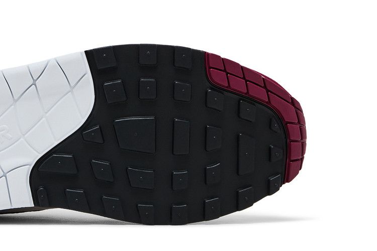 Nike Air Max 1 '87 Stranger Things Steve Harrington