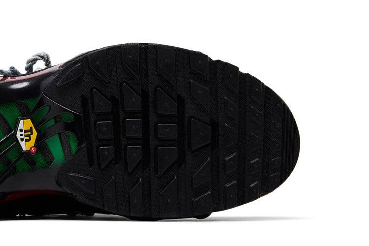 Nike Air Max Plus Homecoming Black
