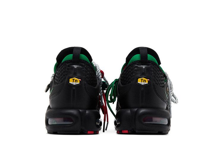 Nike Air Max Plus Homecoming Black