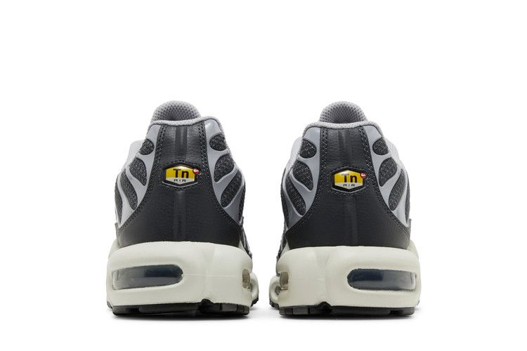 Nike Air Max Plus SE Greyscale Cool Grey