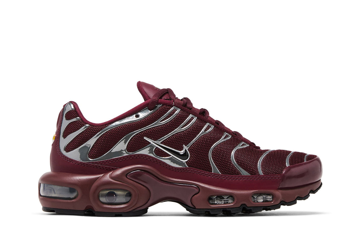 Nike Air Max Plus SE Night Maroon Metallic Silver