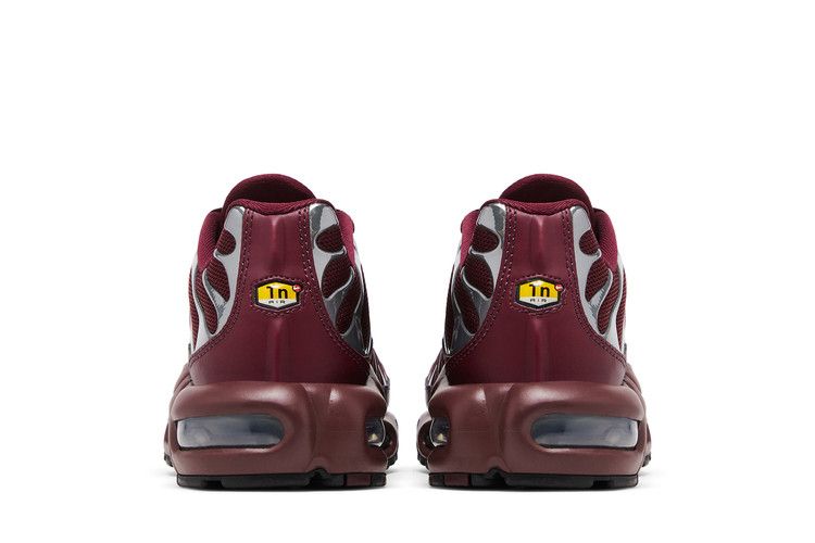Nike Air Max Plus SE Night Maroon Metallic Silver
