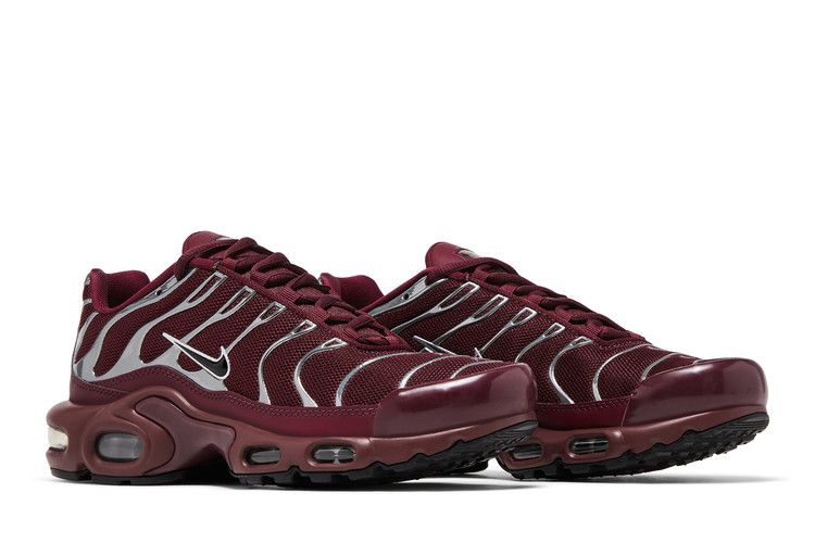 Nike Air Max Plus SE Night Maroon Metallic Silver