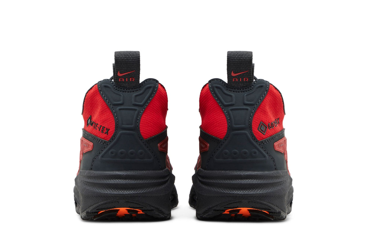 Nike Air Max Sunder Gore-Tex Hyper Crimson
