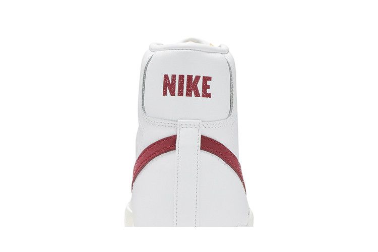 Nike Blazer Mid 77 Vintage Brick Red