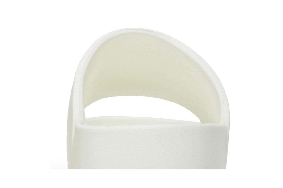 Nike Calm Slide Sail