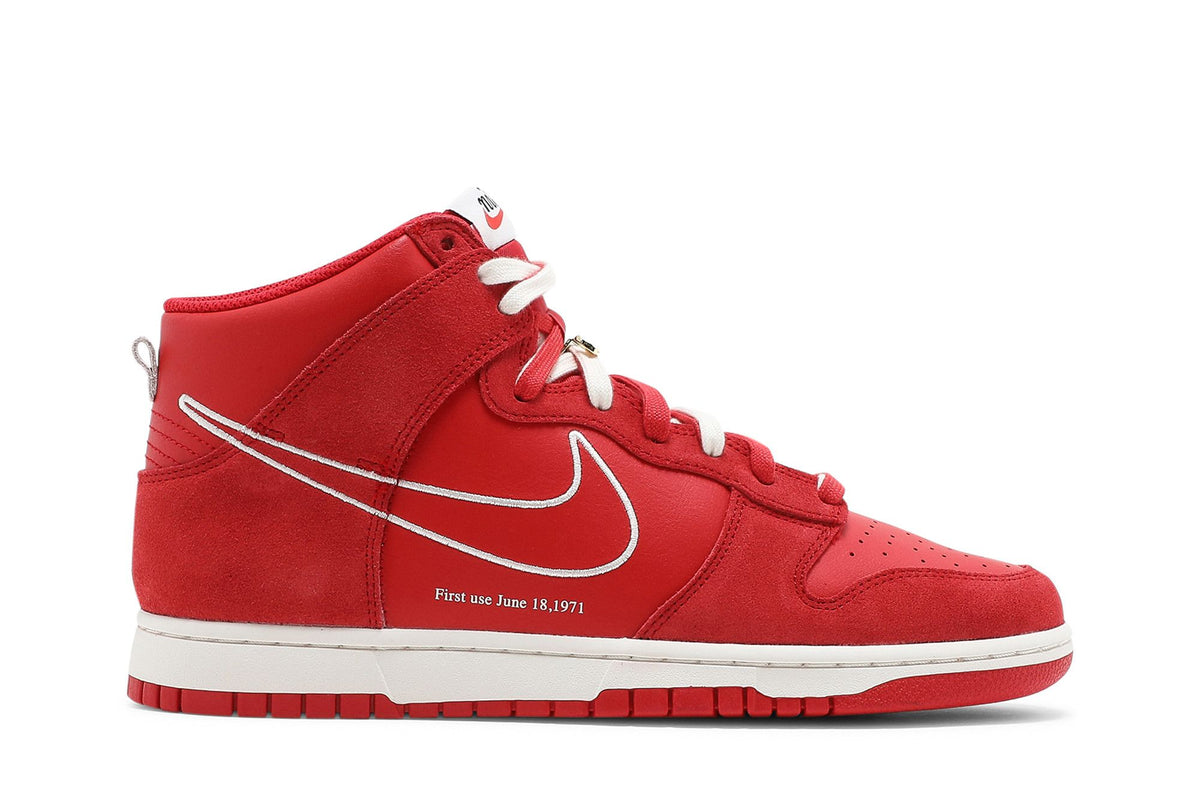 Nike Dunk High First Use University Red