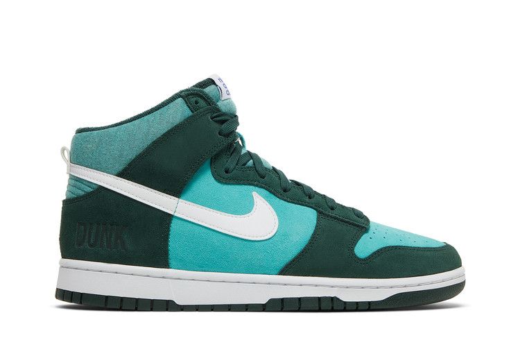 Nike Dunk High Retro SE Athletic Club