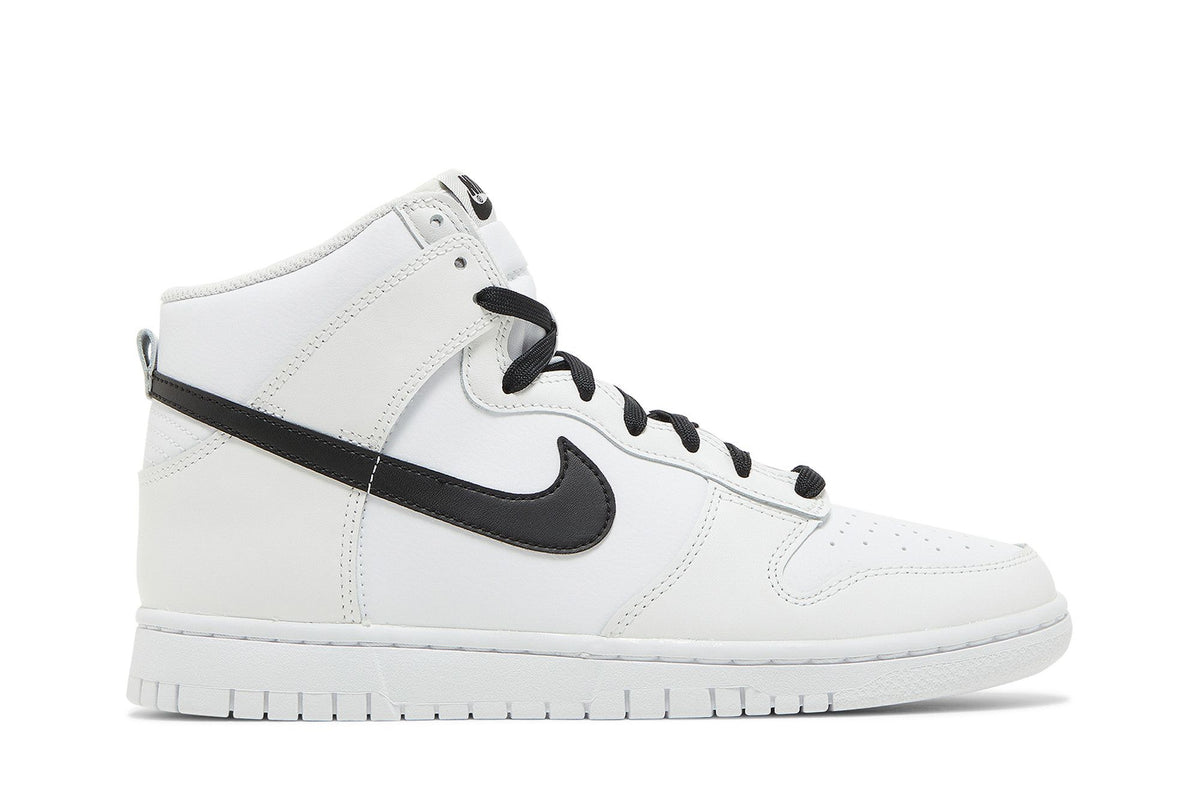 Nike Dunk High Reverse Panda