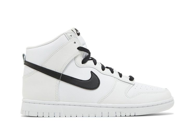Nike Dunk High Reverse Panda
