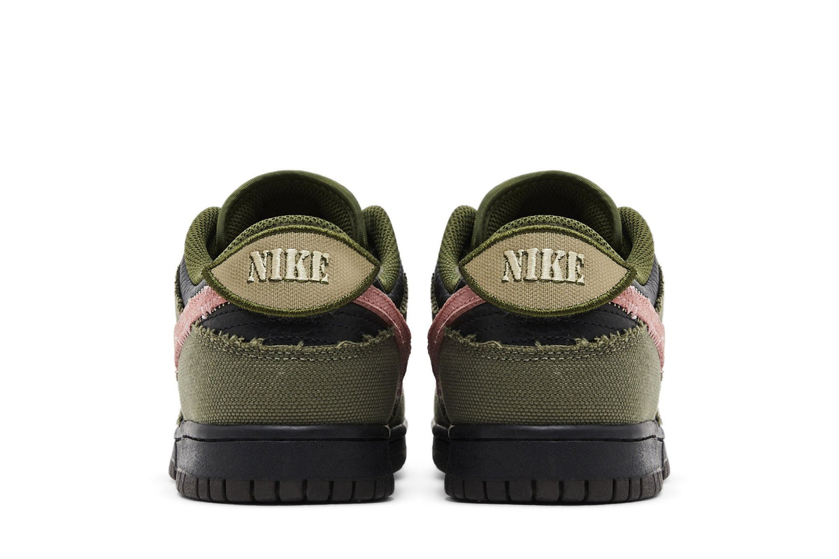Nike Dunk Low Dunks Not Dead