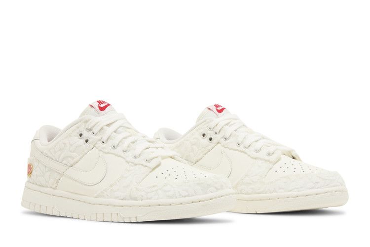 Nike Dunk Low Give Her Flowers