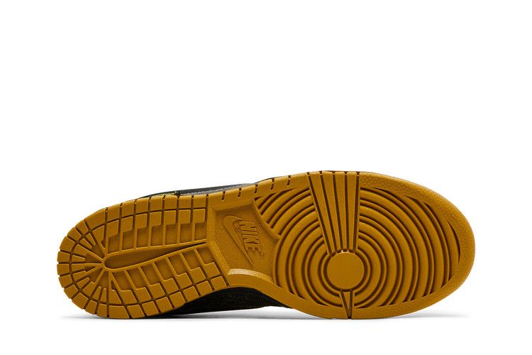 Nike Dunk Low QS Halloween Skull