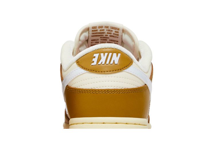 Nike Dunk Low SE Bronzine Pink