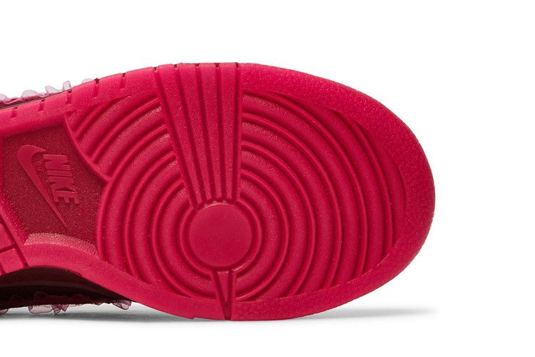 Nike Dunk Low Valentines Day (2022)