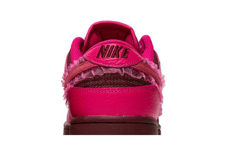 Nike Dunk Low Valentines Day (2022)