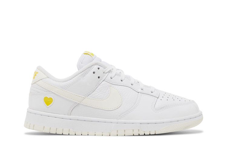 Nike Dunk Low Yellow Heart