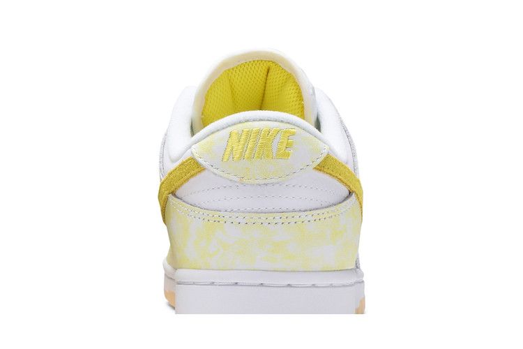 Nike Dunk Low Yellow Strike