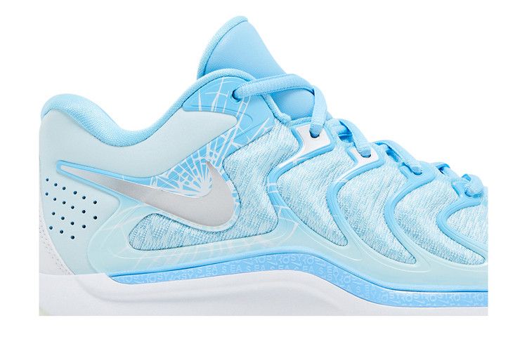 Nike KD 17 Christmas