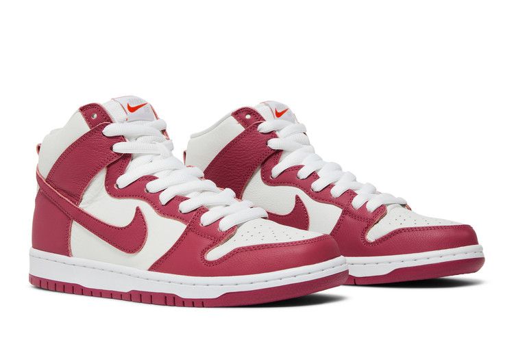 Nike SB Dunk High Sweet Beet