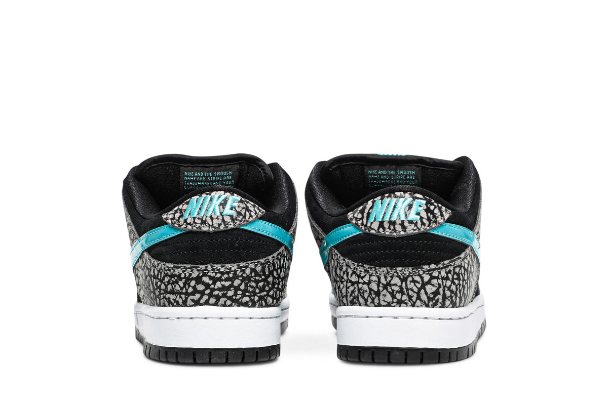 Nike SB Dunk Low Atmos Elephant