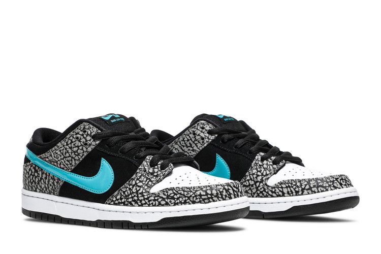 Nike SB Dunk Low Atmos Elephant