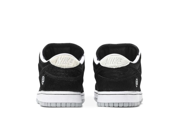 Nike SB Dunk Low BE@RBRICK Medicom Toy