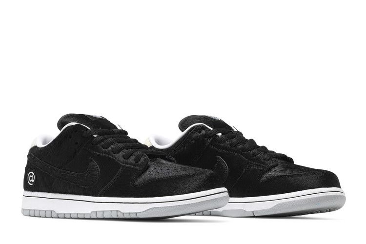 Nike SB Dunk Low BE@RBRICK Medicom Toy