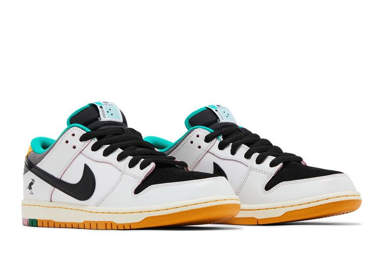 Nike SB Dunk Low CSEF