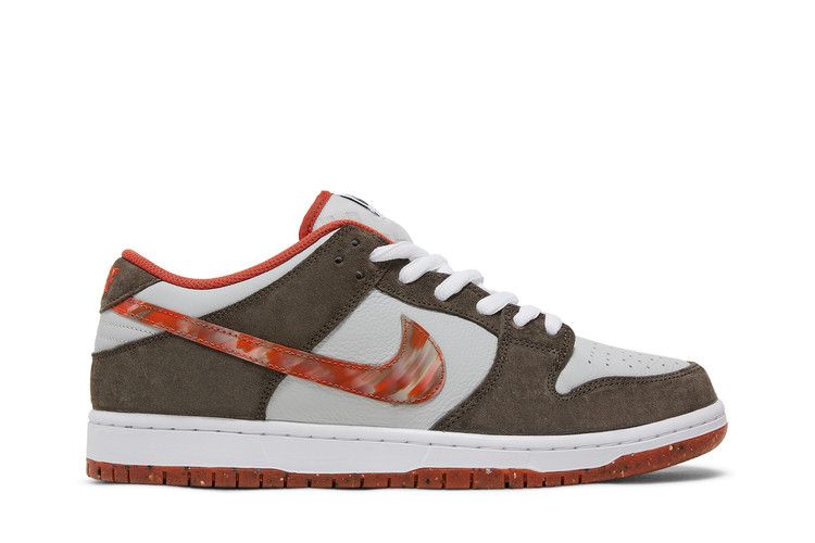 Nike SB Dunk Low Crushed D.C.