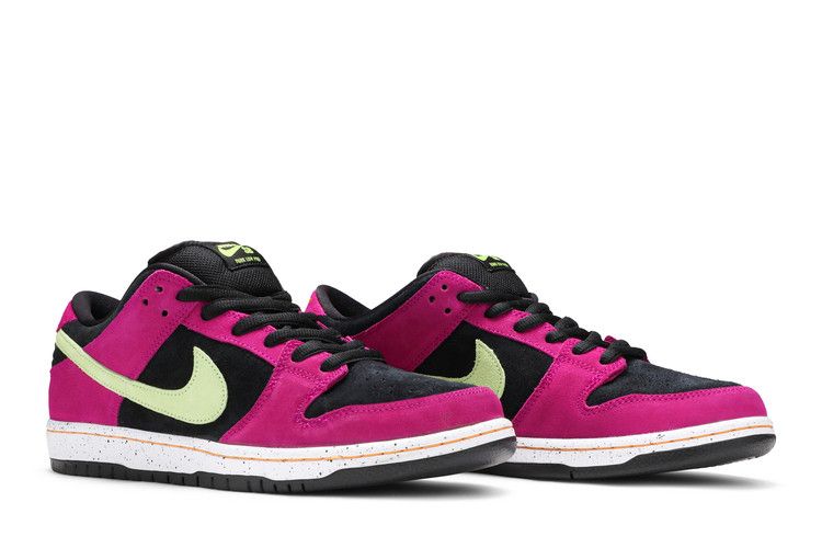 Nike SB Dunk Low Red Plum
