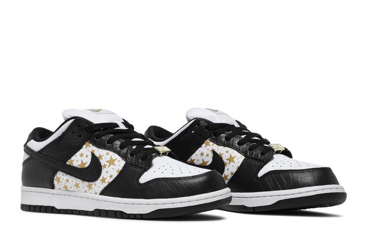 Nike SB Dunk Low Supreme Black