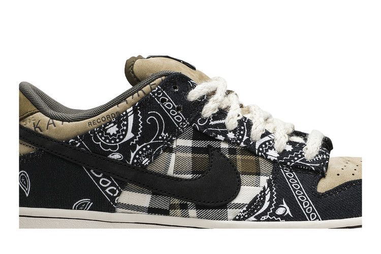 Nike SB Dunk Low Travis Scott