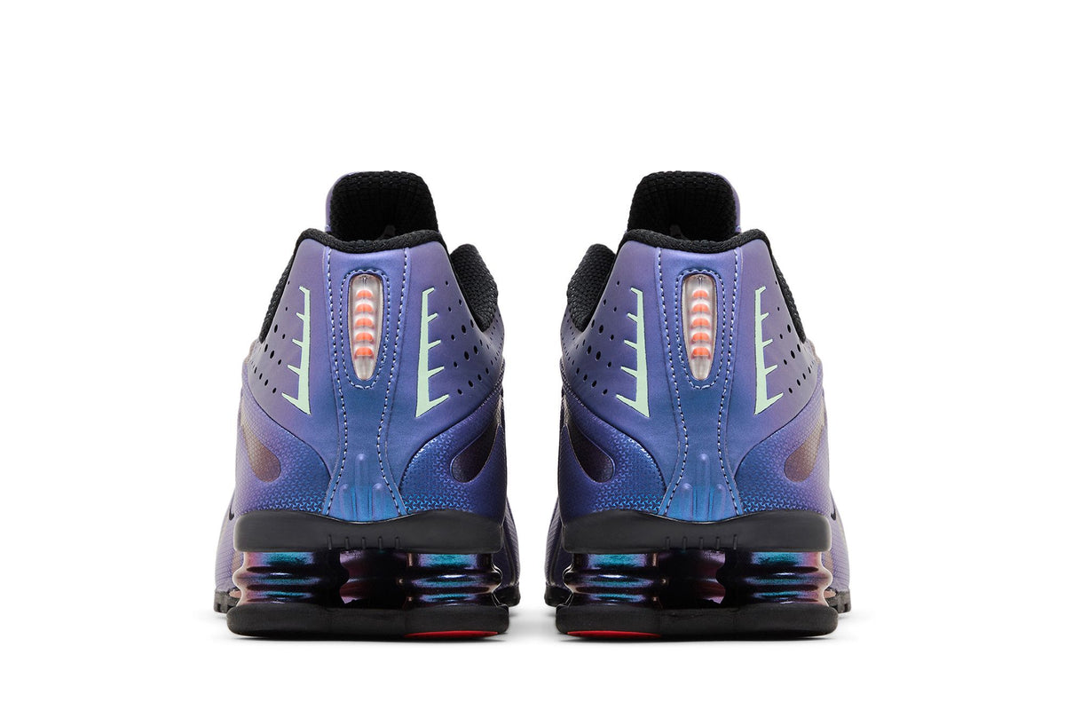 Nike Shox R4 Iridescent