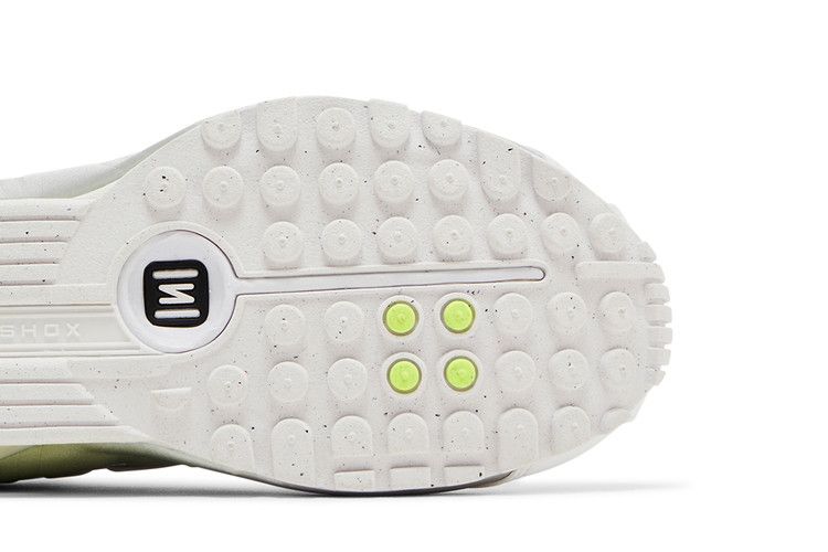 Nike Shox R4 White Metallic Silver Volt