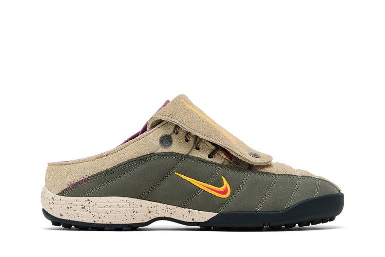 Nike Total 90 Mule Kids of Immigrants Khaki