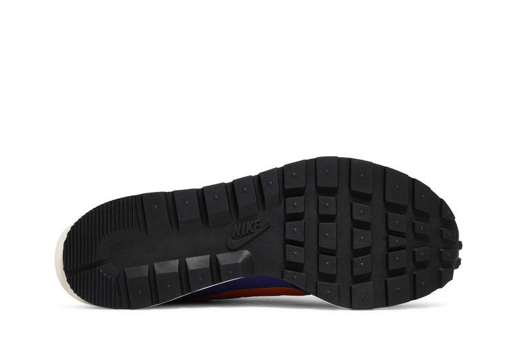 Nike Vaporwaffle Sacai Dark Iris