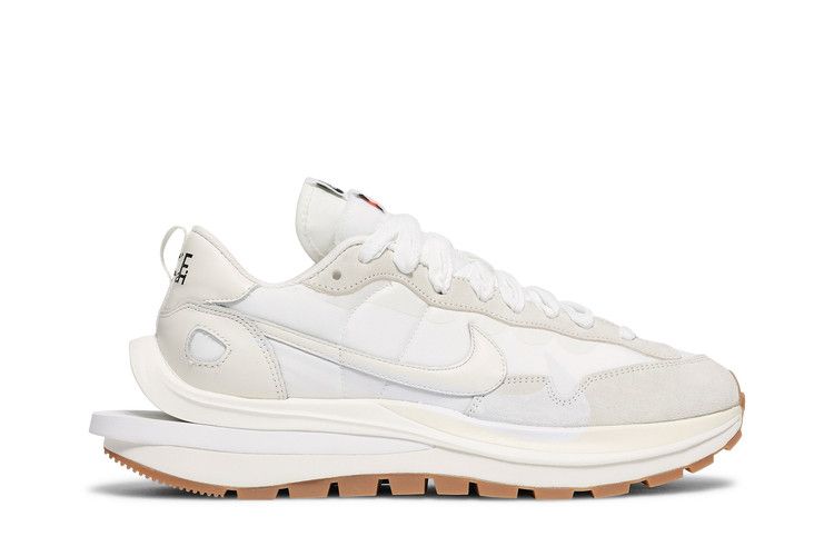 Nike Vaporwaffle Sacai Sail Gum