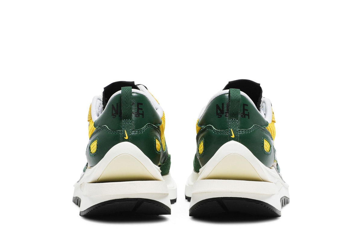 Nike Vaporwaffle Sacai Tour Yellow Stadium Green
