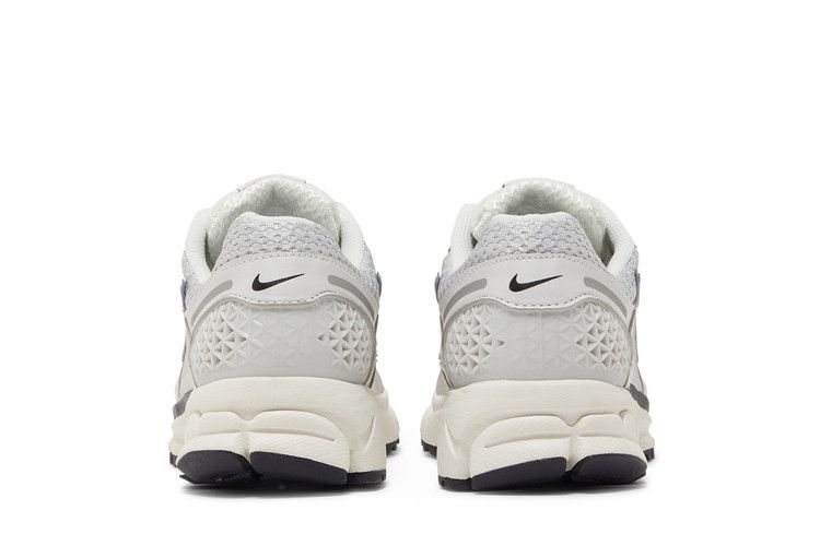 Nike Zoom Vomero 5 Photon Dust Metallic Silver