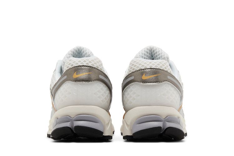 Nike Zoom Vomero 5 Platinum Tint Metallic Gold