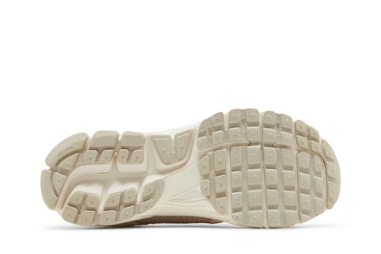 Nike Zoom Vomero 5 Sail Light Orewood Brown