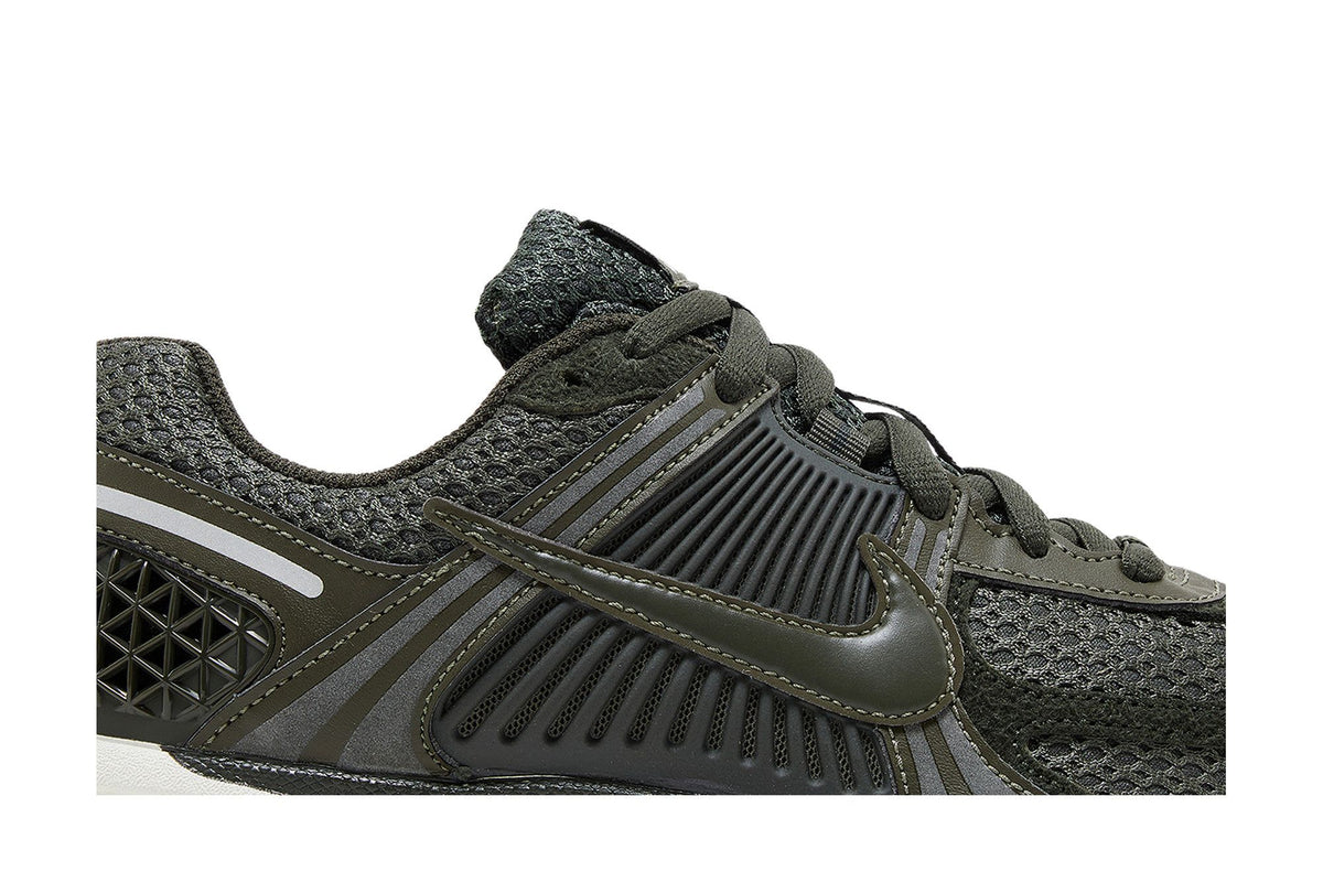 Nike Zoom Vomero 5 Sequoia