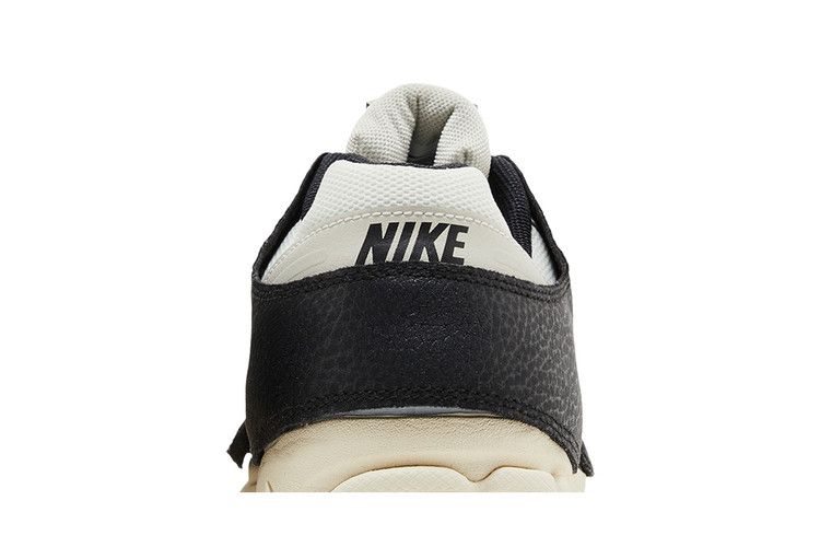 Nike Zoom Vomero 5 Timeless Panda Dunk