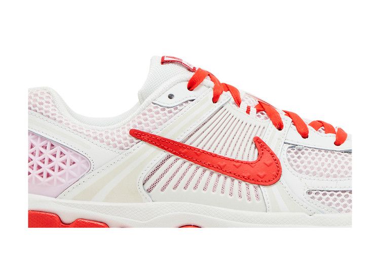 Nike Zoom Vomero 5 Valentine's Day