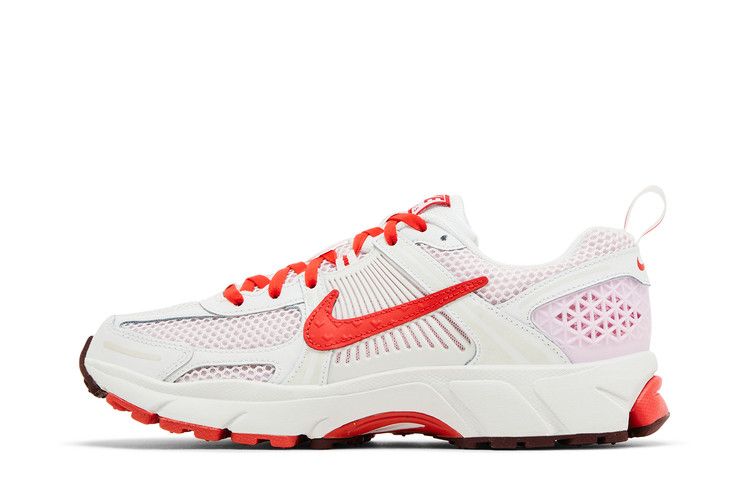 Nike Zoom Vomero 5 Valentine's Day